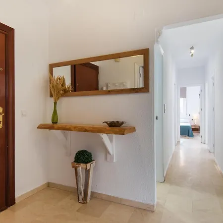 The 2nd Corner: Ideal For Groups * Malaga
